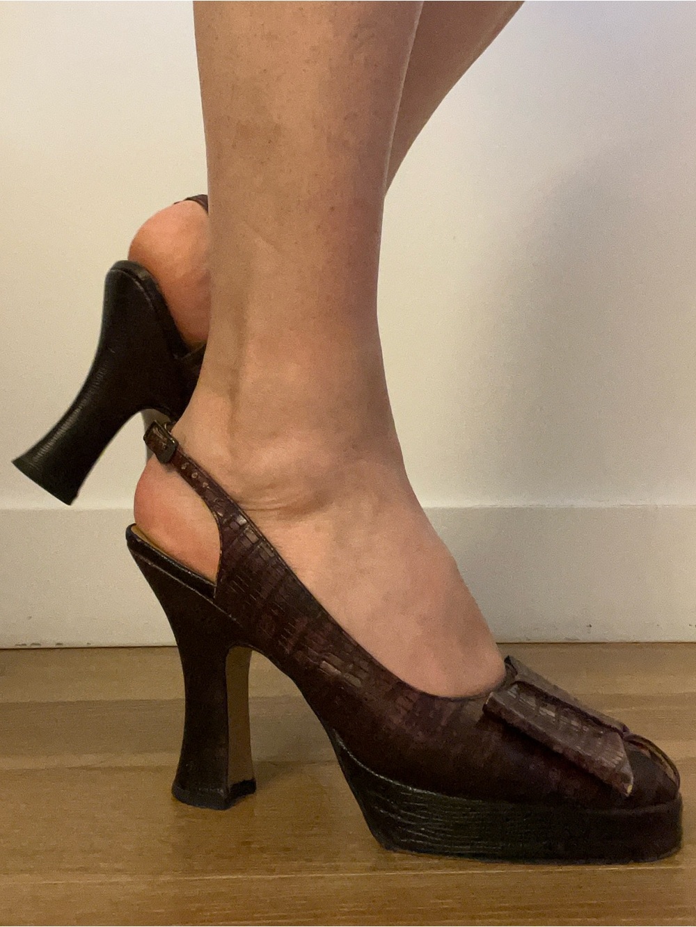 Women’s Brown Slingback Platform Heels used Italian leather